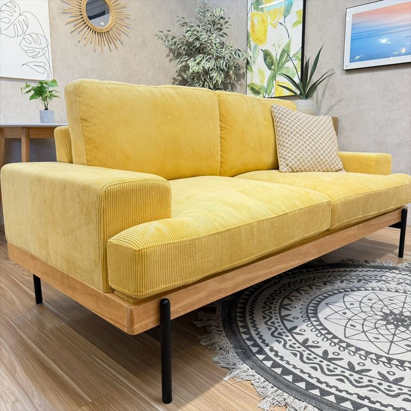 あなたの部屋に似合う色と家具、JOYLYで一緒に見つけませんか？